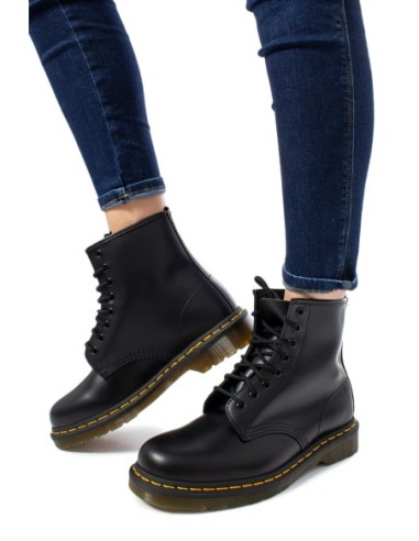 Dr. Martens Bottes Femme – Cuir noir, lacets et style authentique