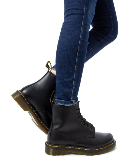 Dr. Martens Bottes Femme – Cuir noir, lacets et style authentique