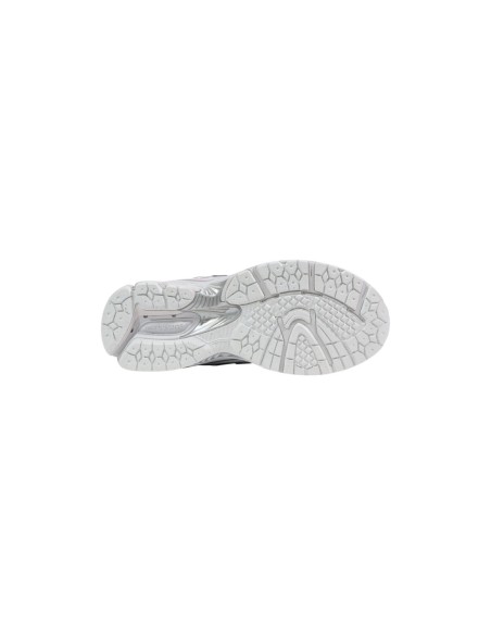 Baskets New Balance femme argenté léger