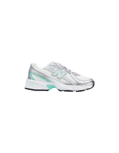 Baskets New Balance femme argenté moderne