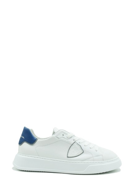 Baskets Philippe Model blanches sport chic