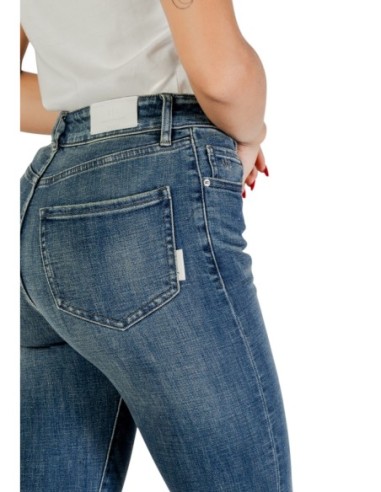 Jeans femme Armani Exchange bleu usé