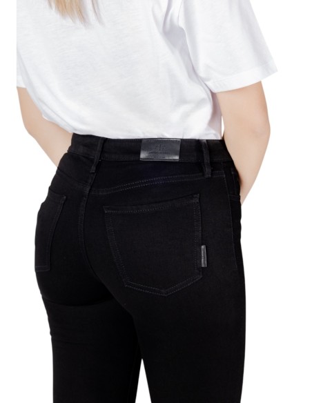 Jeans femme Armani Exchange noir moderne