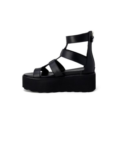 Chaussures basses femme noires Cult