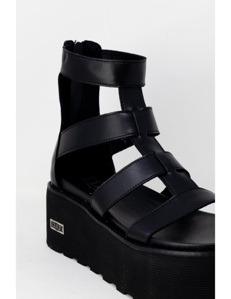 Chaussures basses femme noires Cult