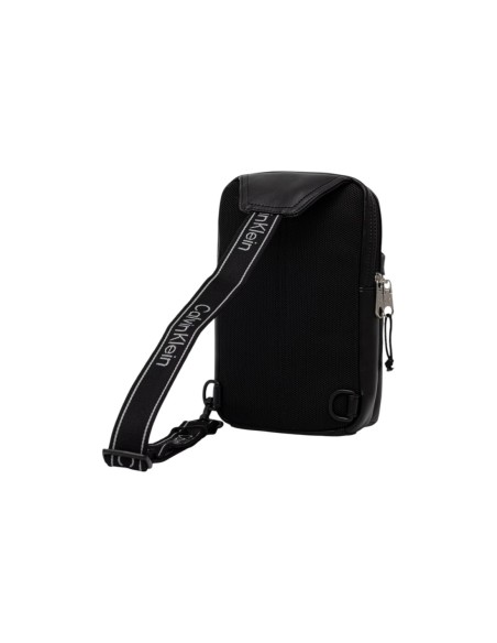 Sac bandoulière noir compact à fermeture zippée | Calvin Klein