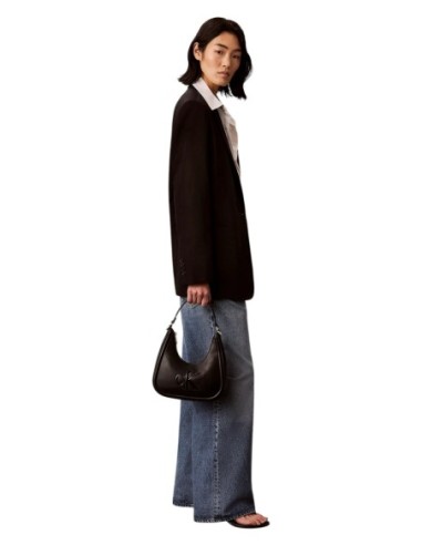 Petit sac crescent noir au style contemporain | Calvin Klein