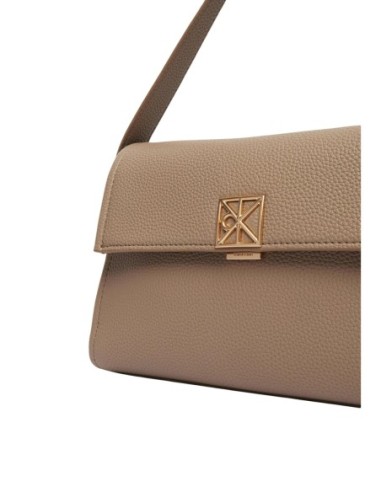 Sac Calvin Klein beige esprit raffiné
