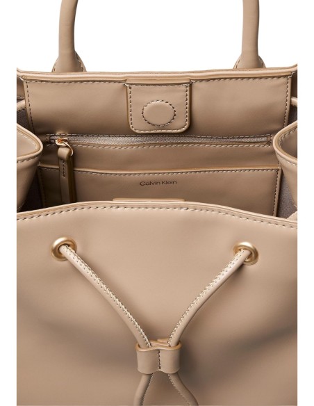 Sac à dos beige femme Calvin Klein