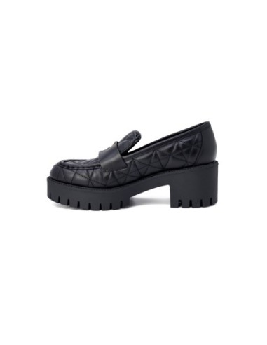 Chaussures basses noires Guess femme cuir