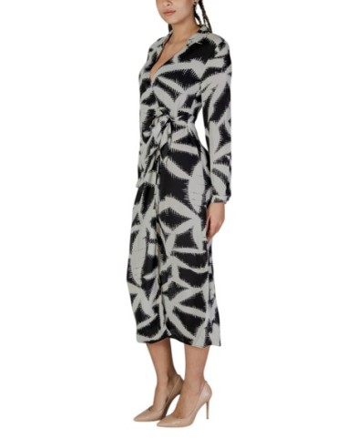 Robe noire décolletée JDY femme
