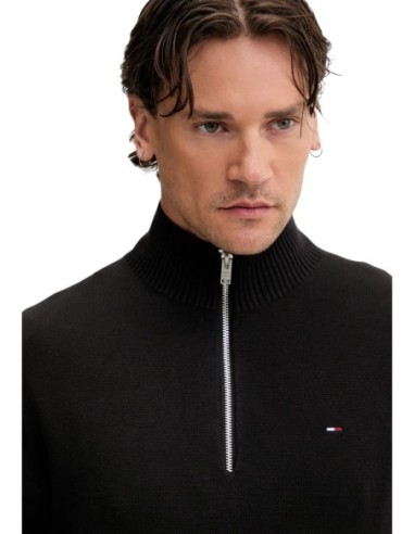 Pull Tommy Hilfiger noir coton essentiel