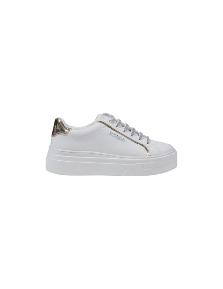 Guess baskets blanches femme urbaines | choixmode.fr
