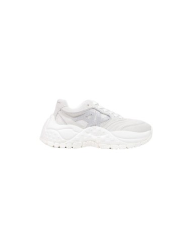 Armani Exchange baskets femme blanches cuir géométrique | ChoixMode