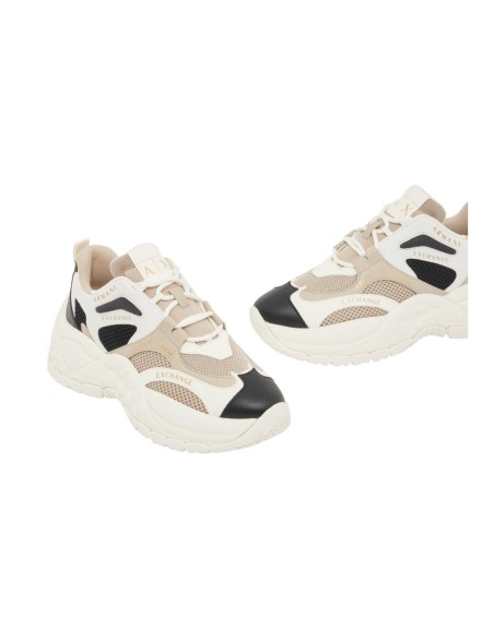 Armani Exchange baskets femme beiges sportives | ChoixMode