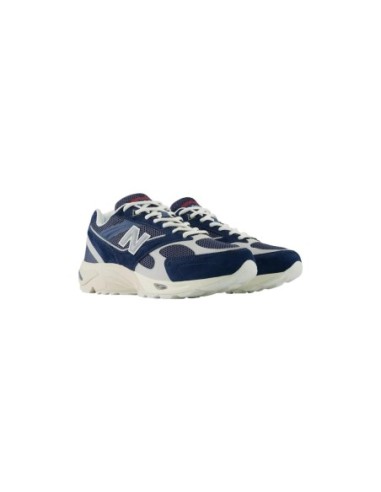 New Balance baskets homme grises cuir | ChoixMode