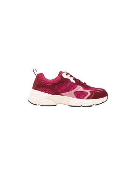 Guess Baskets Femme Bordeaux Plateforme – Moderne & Chic
