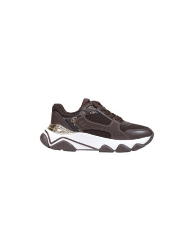 Guess Baskets Femme Marron Chaussures Basses – Style Urbain
