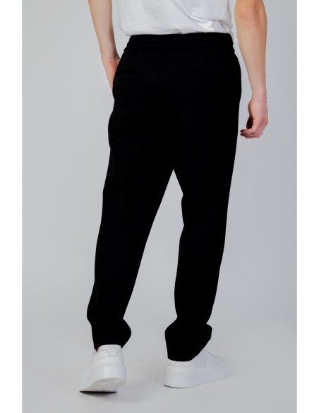 Pantalon noir homme Hugo monochrome